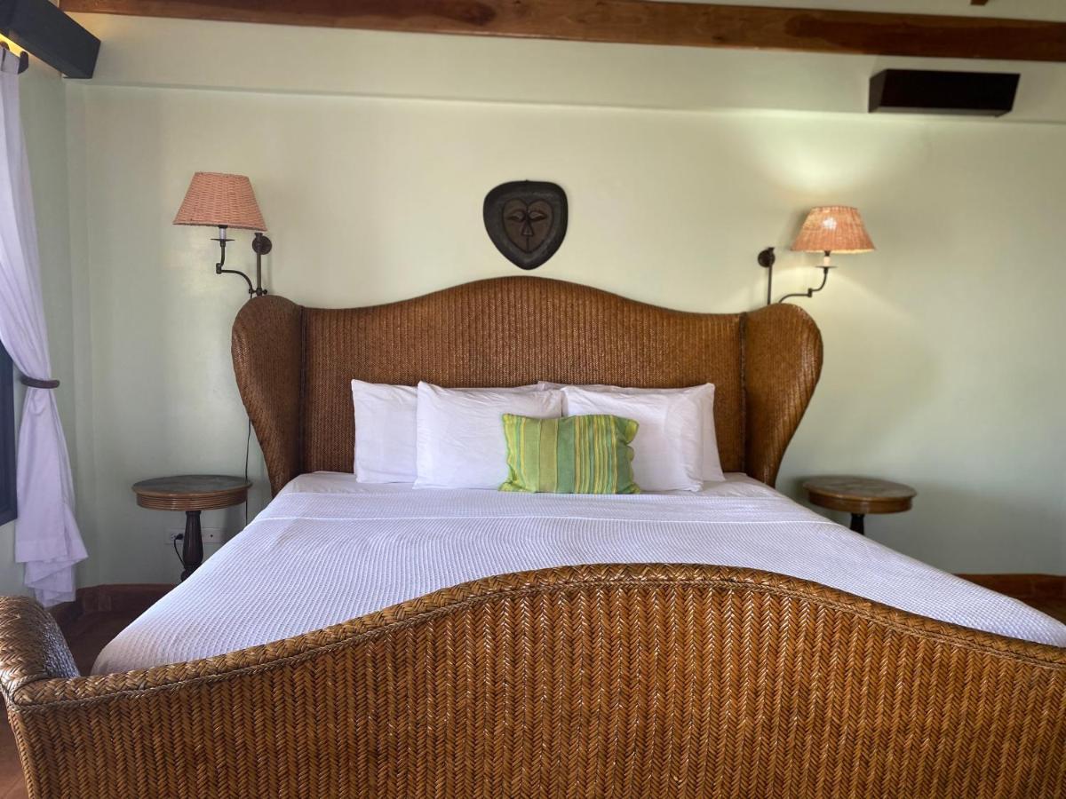 Tranquility Beach Suites Placencia Ngoại thất bức ảnh