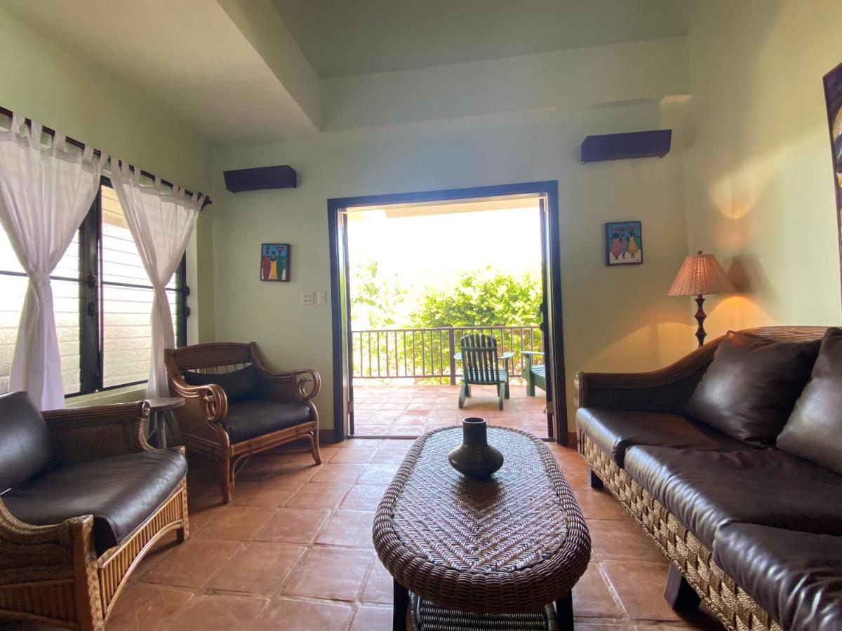 Tranquility Beach Suites Placencia Ngoại thất bức ảnh