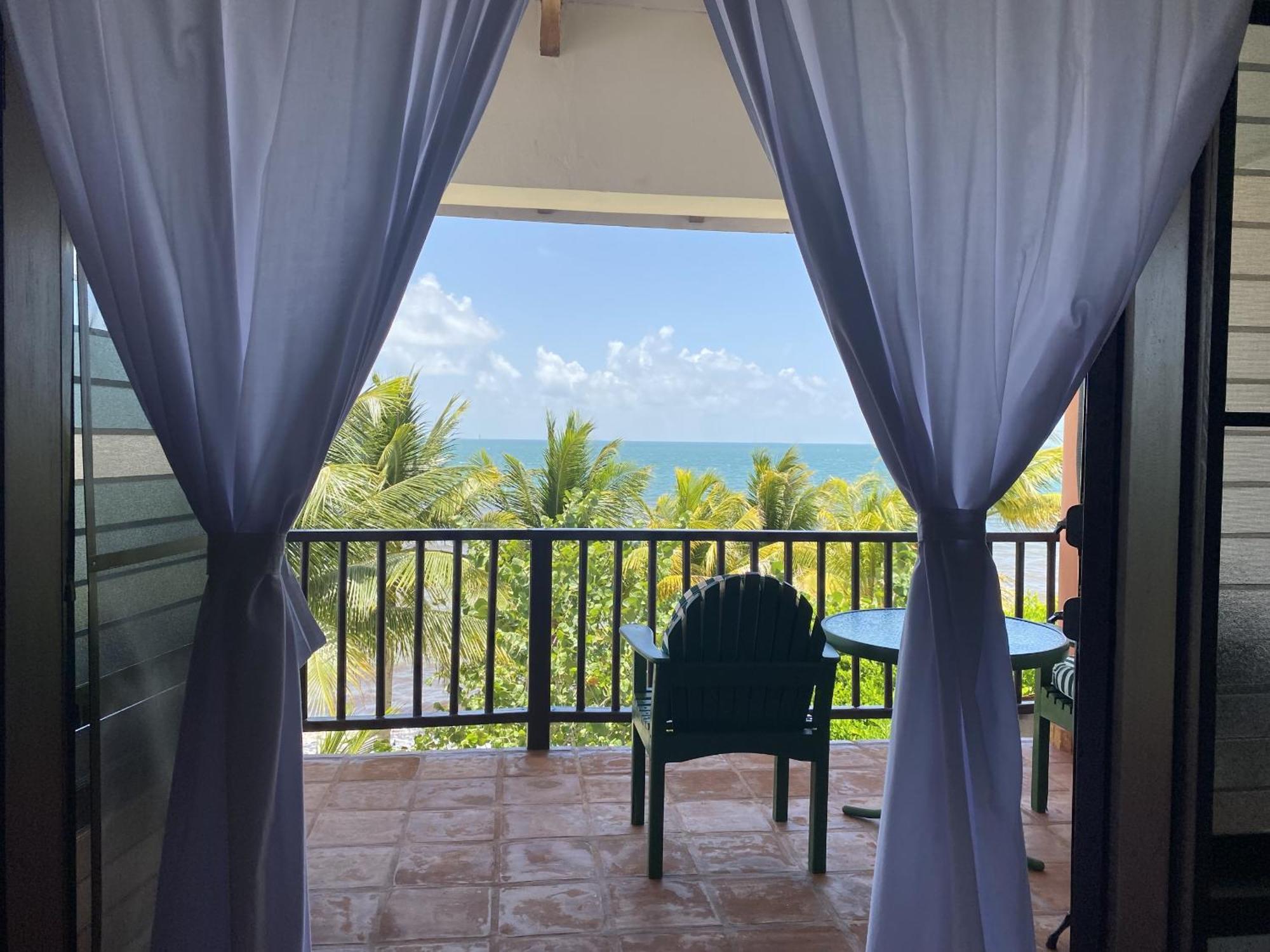 Tranquility Beach Suites Placencia Phòng bức ảnh